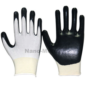 NMSAFETY imperméable à l&#39;eau preuve utiliser 13 jauge de nylon léger revêtement revêtement nitrile sur les gants de travail de plam